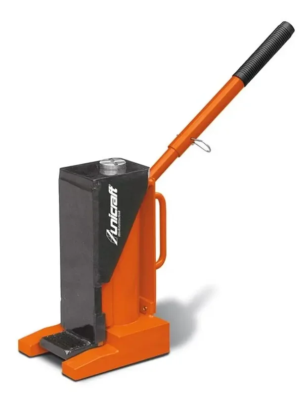 boukal1-3078200