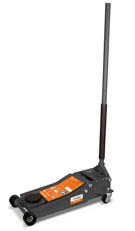 boukal1-3080125