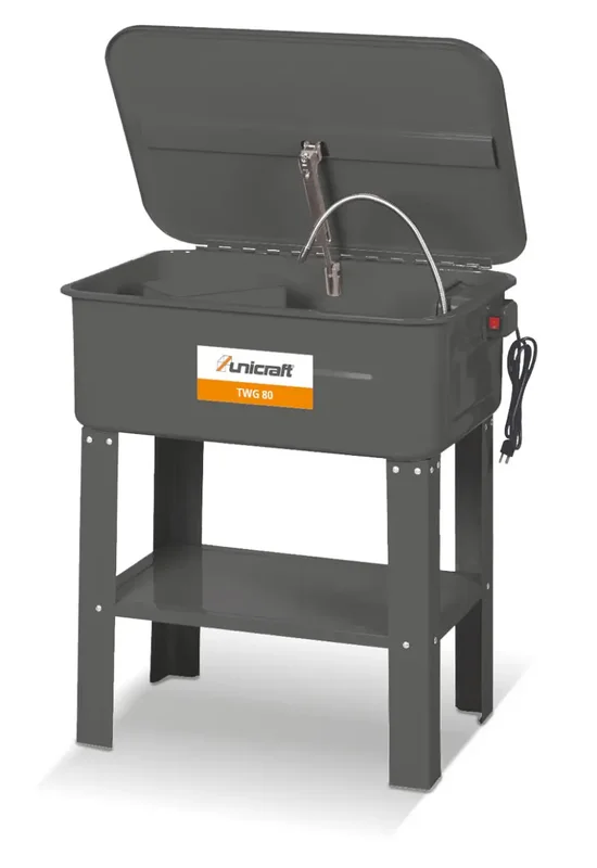 boukal1-3081565
